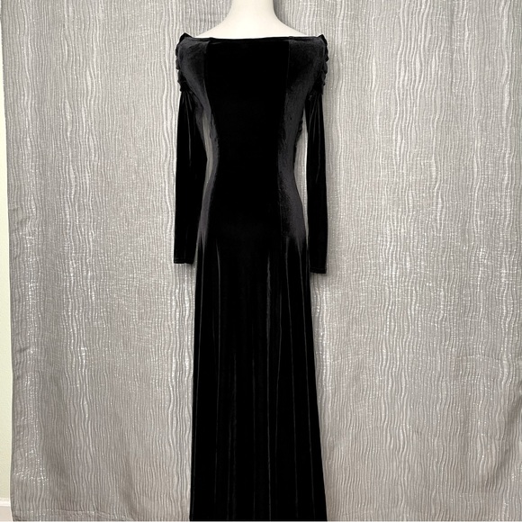Cache’ vintage velvet twisted front gown - Picture 2 of 6